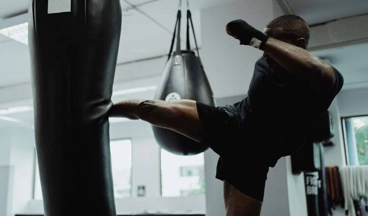 How Can Kickboxing Classes Accommodate Varying Skill Levels and Learning Styles