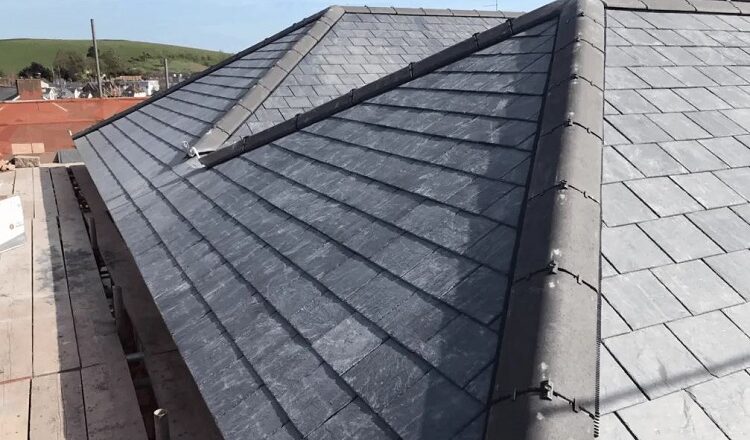 Why Should Homeowners Replace Their Roofs With Energy-Efficient Options