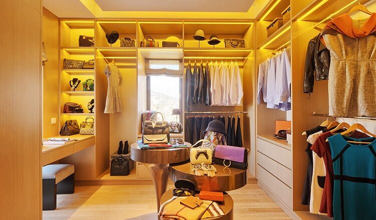 Must-Have Pieces in a Modern Woman’s Wardrobe