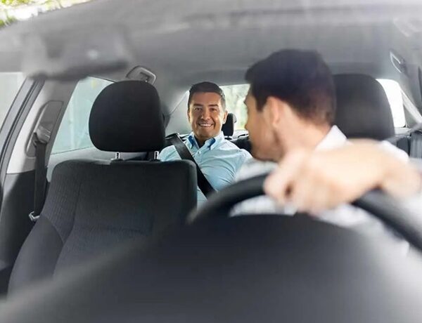 Can a 24/7 Taxi Service Really Save You Time During Emergency Travel